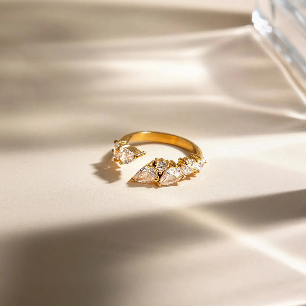 Pear-Cut Zirconia Cluster Open Ring – Waterproof 18K Gold