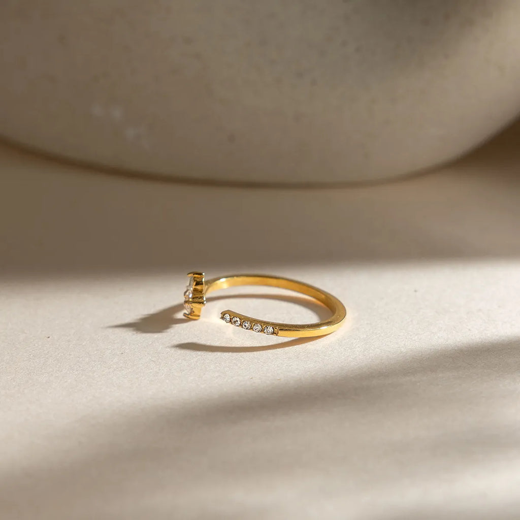 Four-Petal Zirconia Open Ring – Waterproof 18K Gold