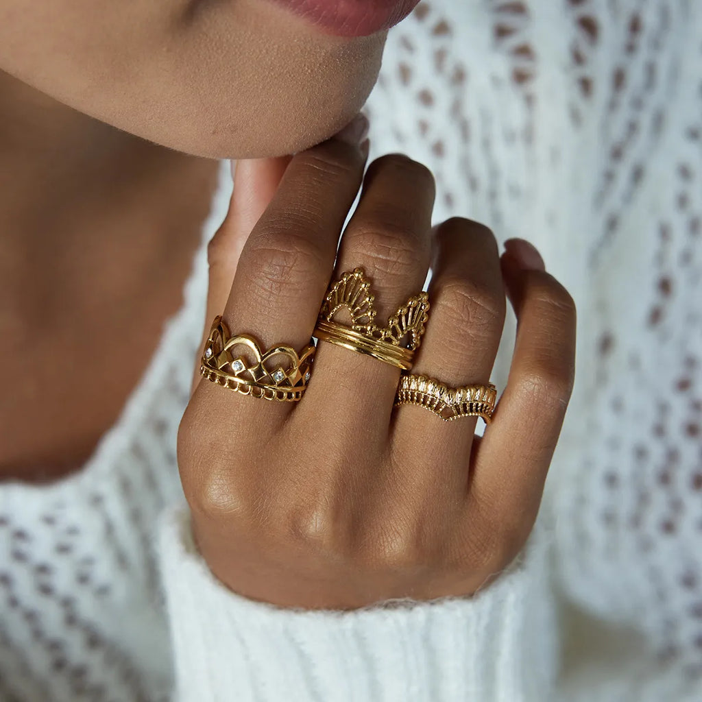 Waterproof Lace Crown Ring