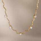 Wavy Chain Zirconia Necklace – Waterproof 18K Gold
