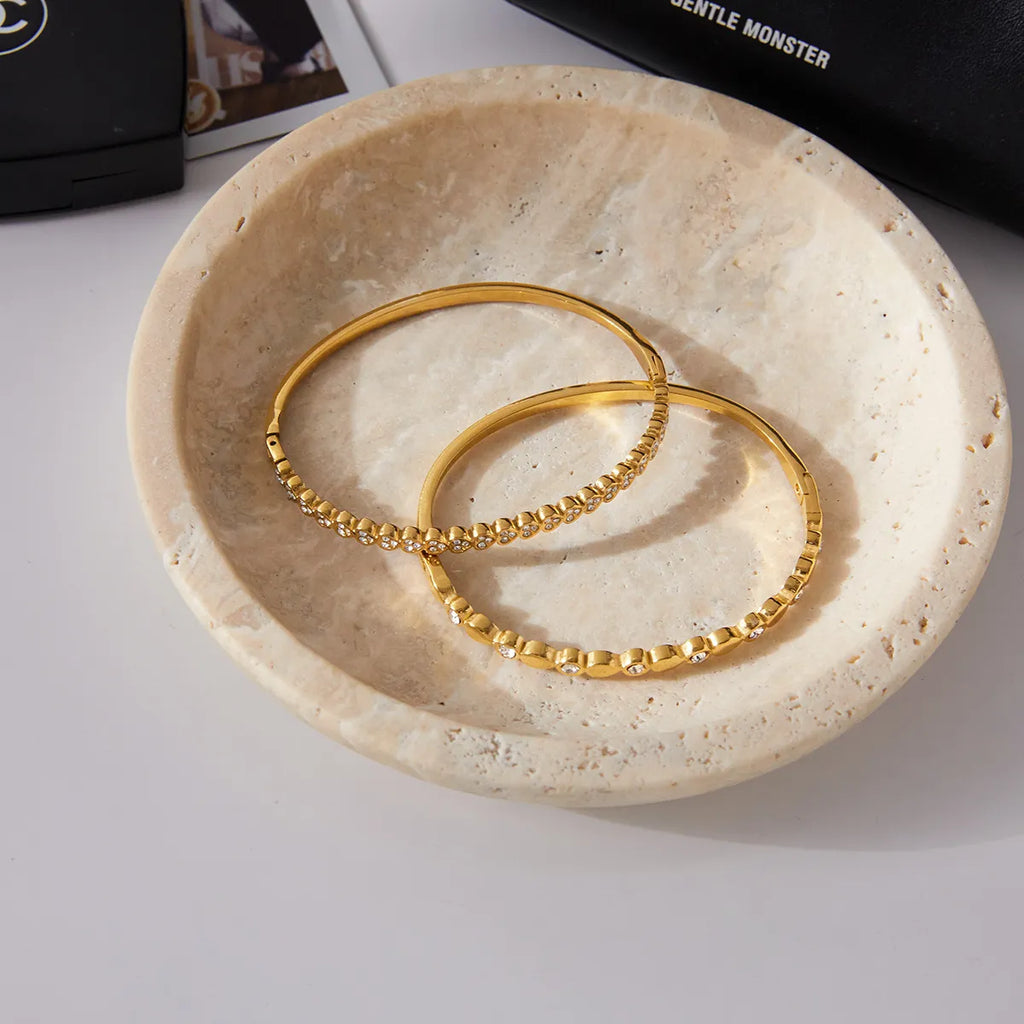 Zirconia Wave & Heart Hinged Bangle – Waterproof 18K Gold