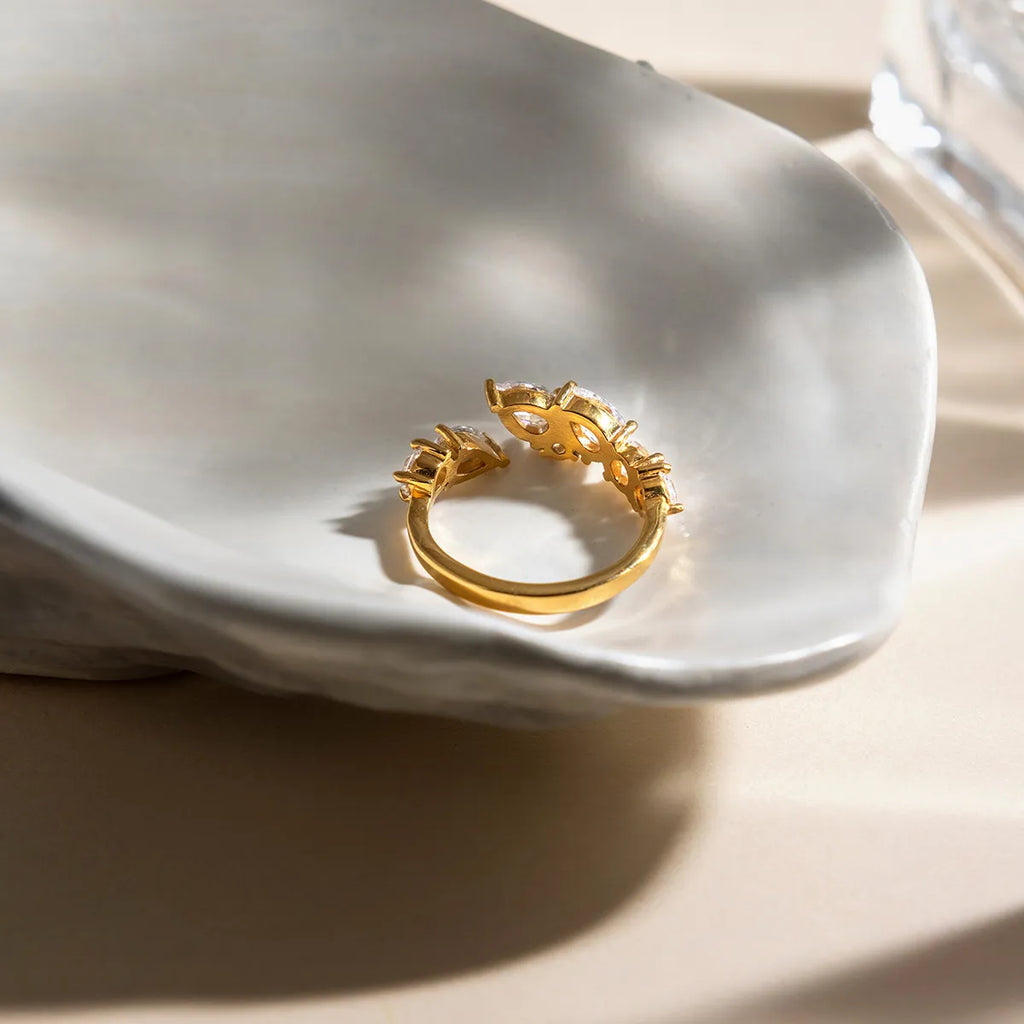 Pear-Cut Zirconia Cluster Open Ring – Waterproof 18K Gold