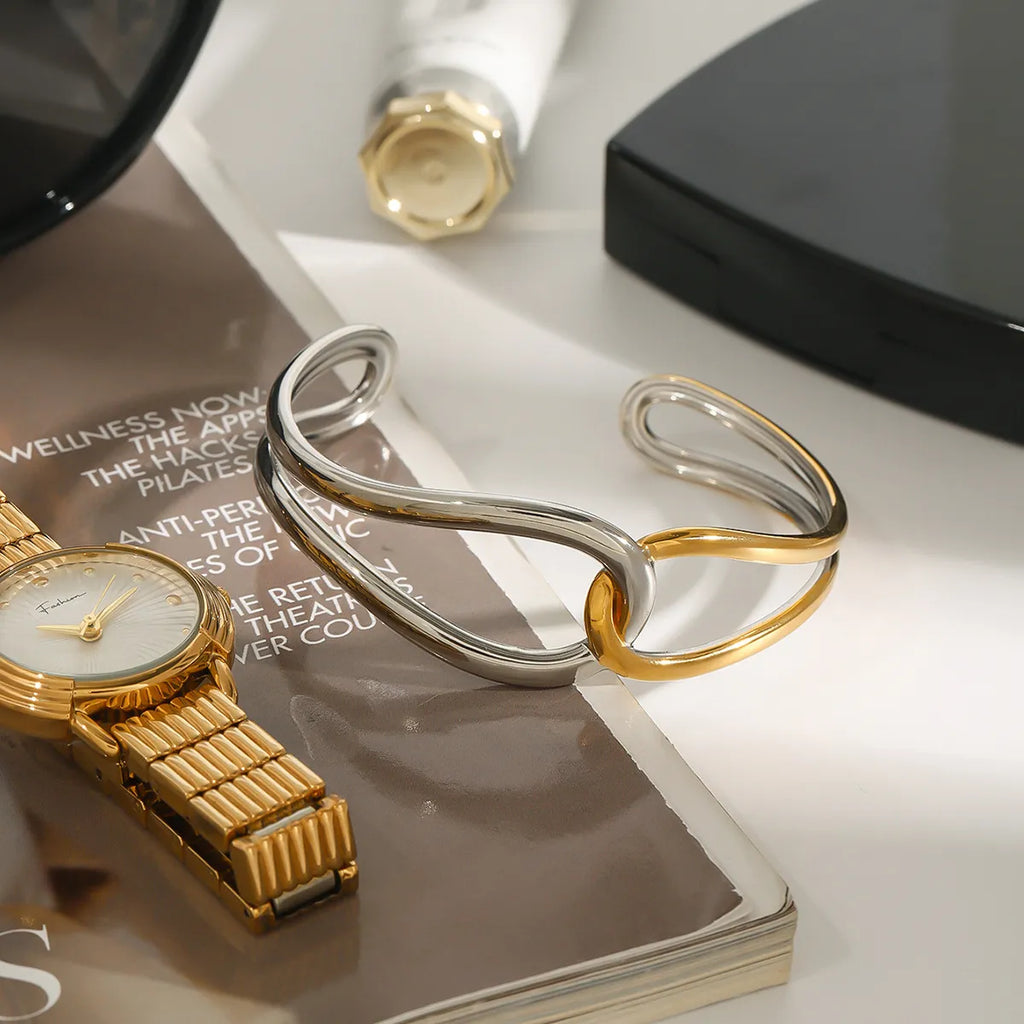 Two-Tone Interlocking Cuff Bracelet – Waterproof Gold & Silver