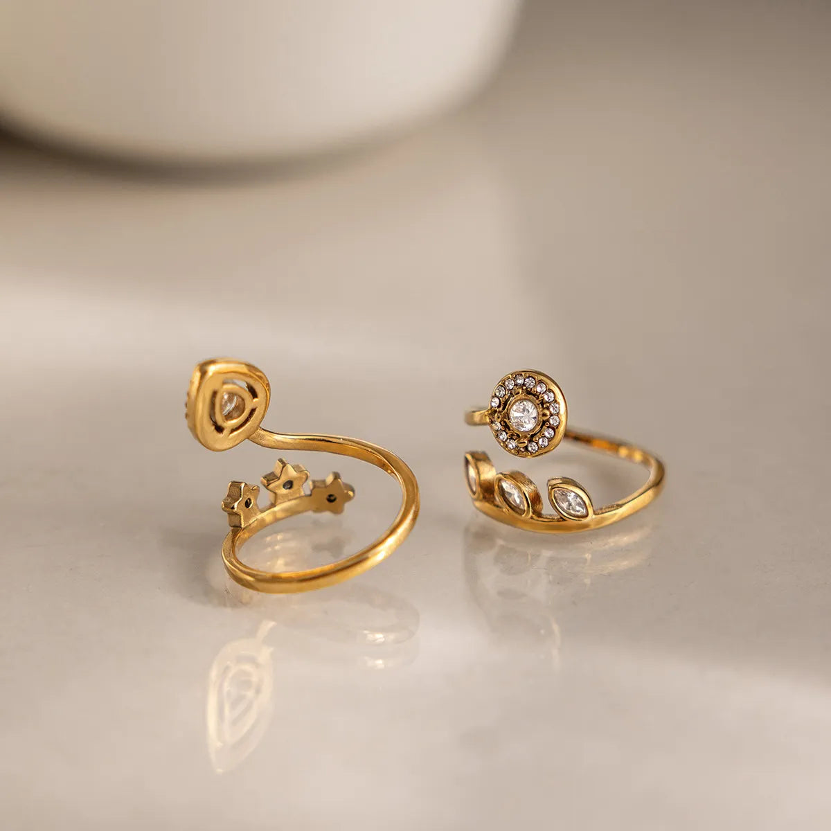 Celestial Leaf Wrap Ring – Waterproof Stainless Steel