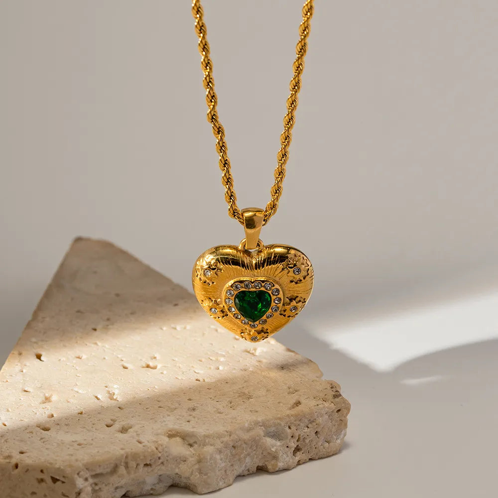 Waterproof Vintage Emerald Heart Necklace