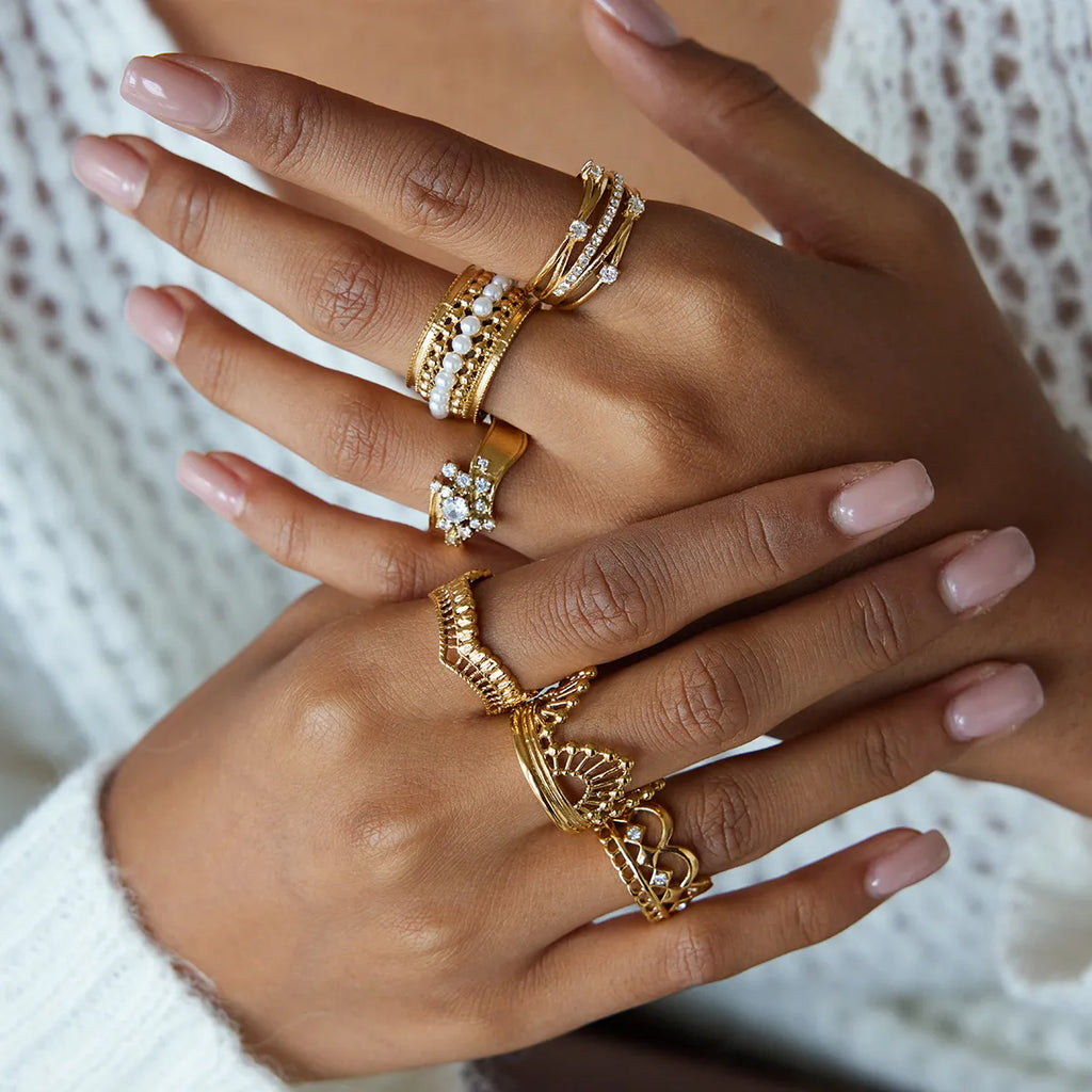 Waterproof Lace Crown Ring
