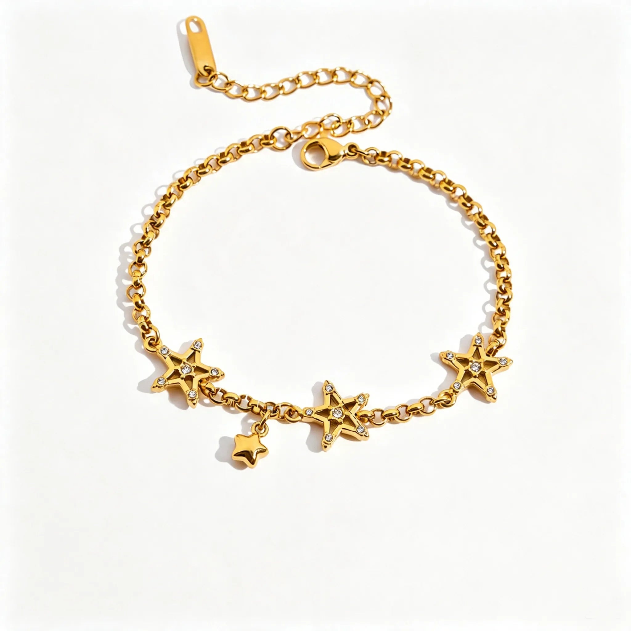 Geometric Medallion Zirconia Bracelet – Waterproof 18K Gold