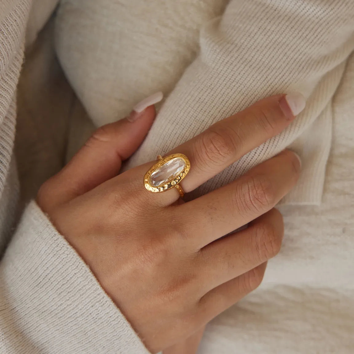 Waterproof Gold Elongated Oval Band Vintage Ring