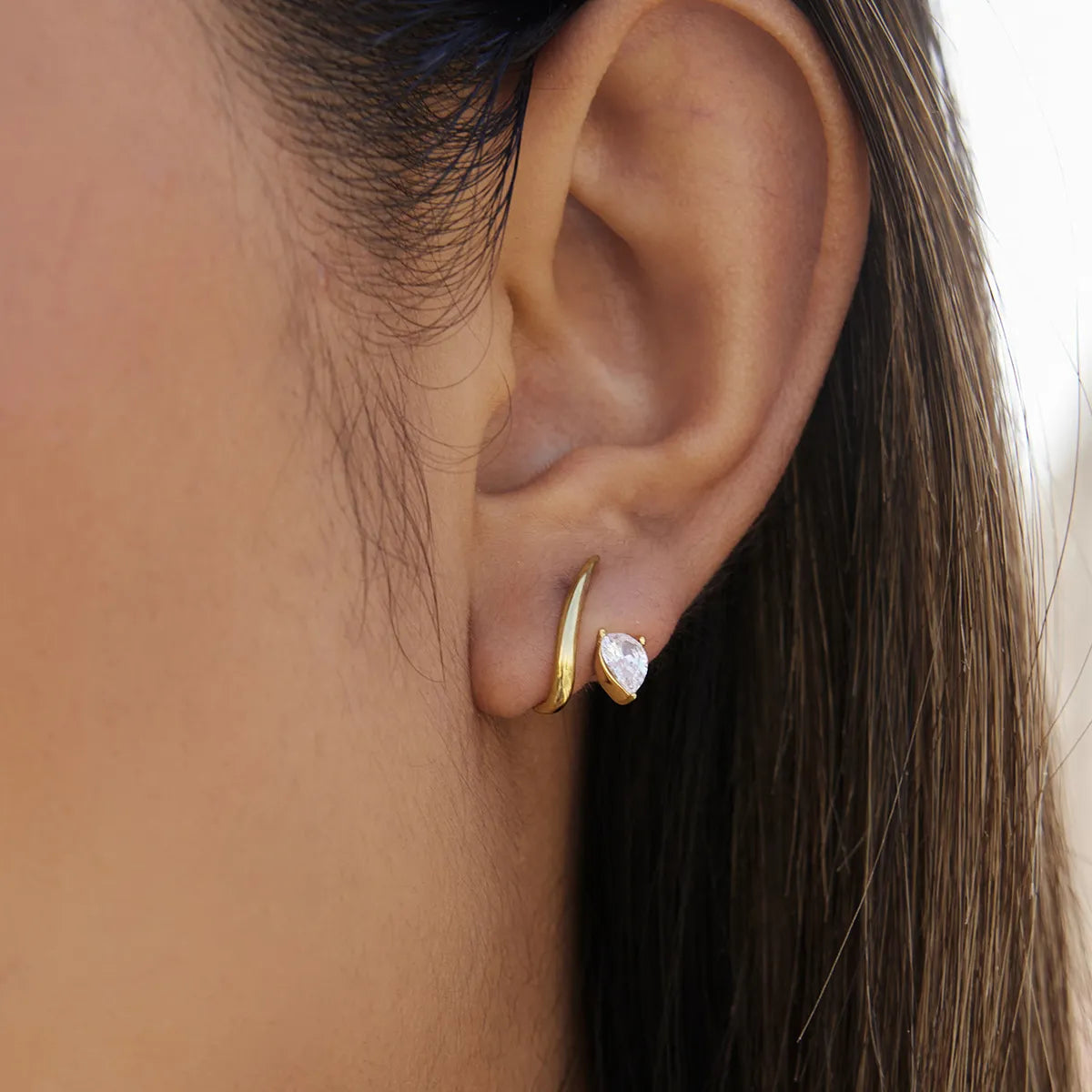 Waterproof Curved Huggie Studs Earrings