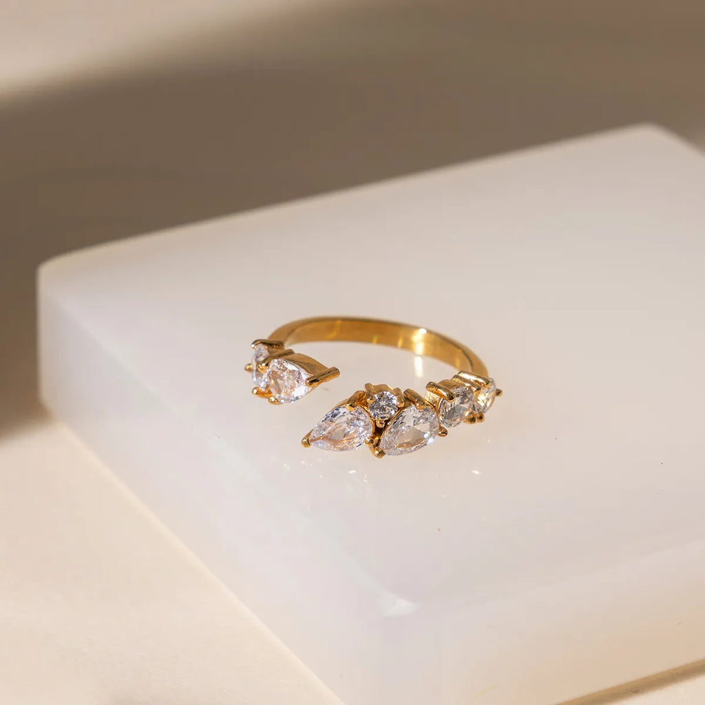 Pear-Cut Zirconia Cluster Open Ring – Waterproof 18K Gold