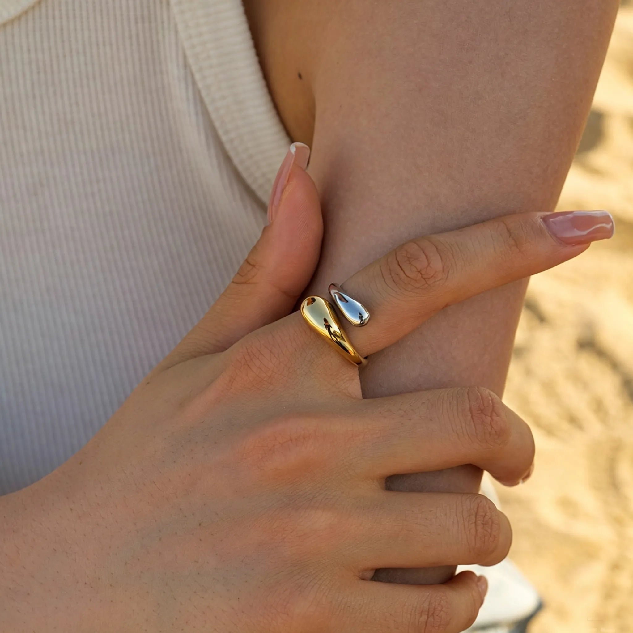 Liquid Teardrop Open Ring – Waterproof 18K Gold